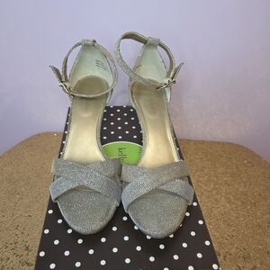 Kelly & Katie Glittering Silver/gold Heels